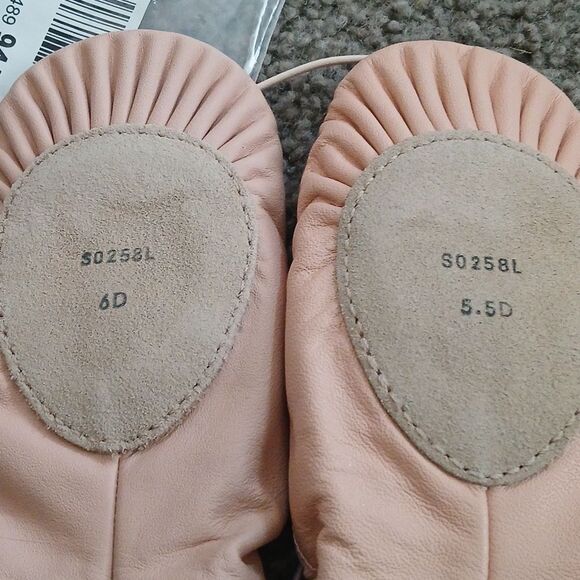 Bloch Dansoft II ballet shoes slippers  New  Sz 5.5D 6D - Picture 5 of 6